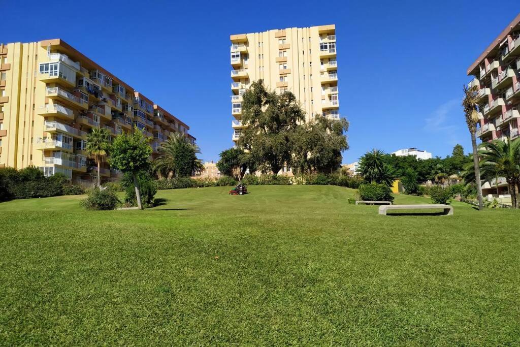 Benalmadena Estudio Jjupiter 250 M Del Mar Con Vistas Al Mar Piscinas Eksteriør billede